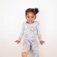 Load image into Gallery viewer, BUG + BEAN Bamboo 2-Piece Set
