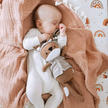 Load image into Gallery viewer, Frankie Fox Plush Toy
