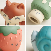 Load image into Gallery viewer, Itzy Bitzy Puppets™ - Bath + Storytelling Toys
