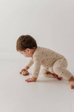 Load image into Gallery viewer, Babysprouts Baby Snap Romper: Sheep / Preemie
