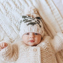 Load image into Gallery viewer, Leaves Beanie Hat

