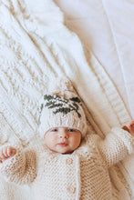 Load image into Gallery viewer, Leaves Beanie Hat
