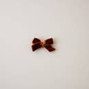 Load image into Gallery viewer, ACRE Petite Velvet Bow- Clip
