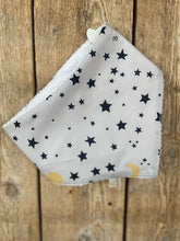 Load image into Gallery viewer, YEMA HOME Bandana Bib
